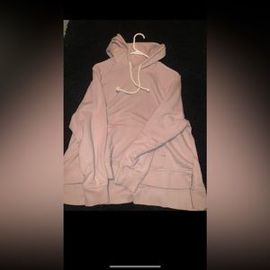 Selling because it dose not fit me.